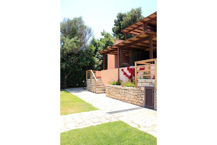 Residence Portolaconia Appartamenti Cannigione Bagian luar foto