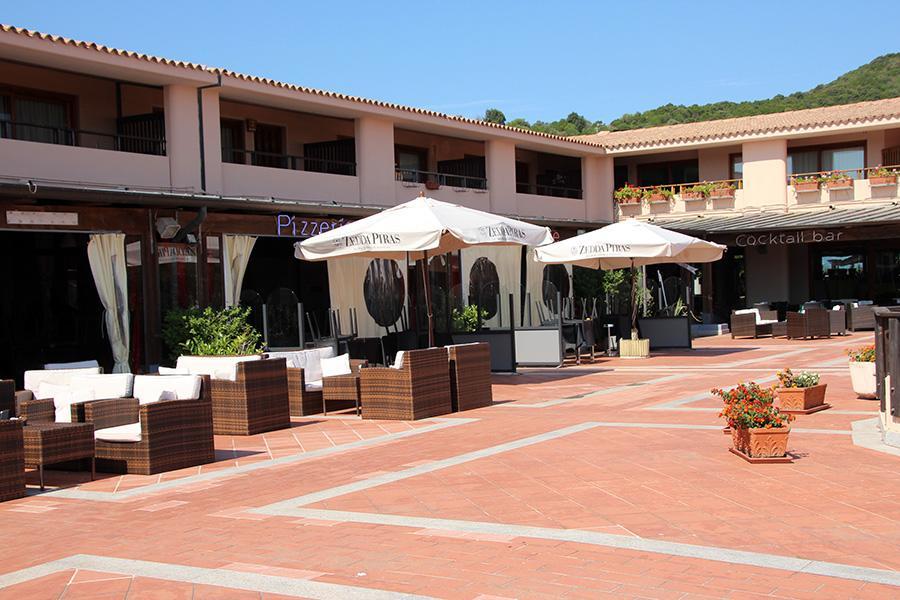 Residence Portolaconia Appartamenti Cannigione Bagian luar foto